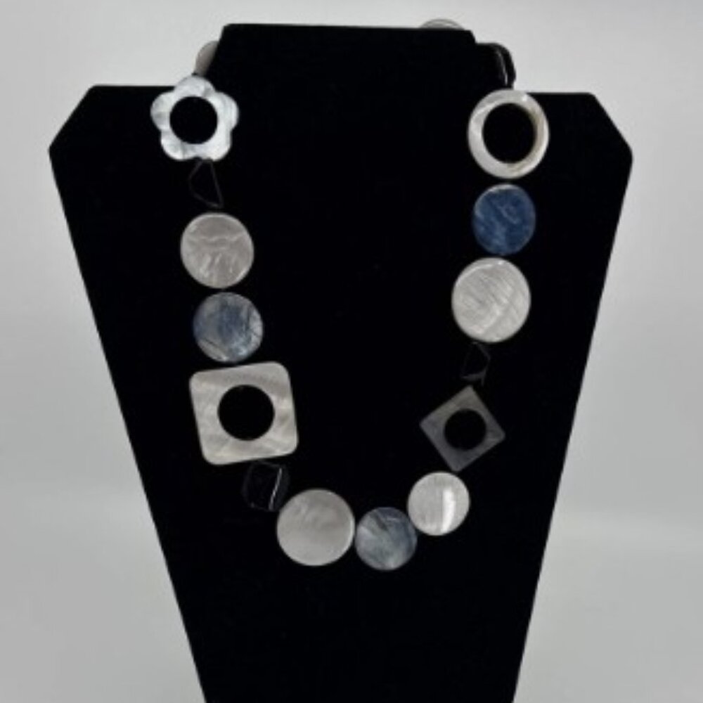 Jewels by Park Lane Mother of Pearl Abalone Geometric Necklace 20 inch Magnetic